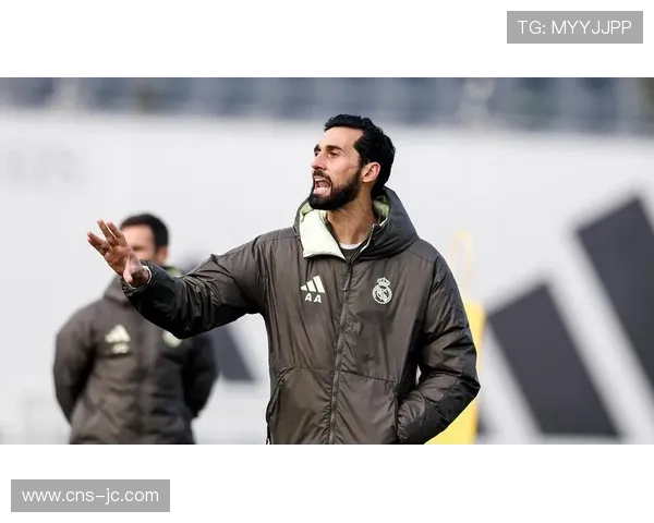 皇马新帅阿韦洛亚首秀告捷，进攻火力全开激活姆巴佩