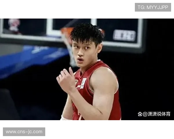 曾凡博腰部老伤复发,北京队伤病潮加剧轮换压力 曾凡博腰部老伤复发,北京队伤病潮加剧轮换压力