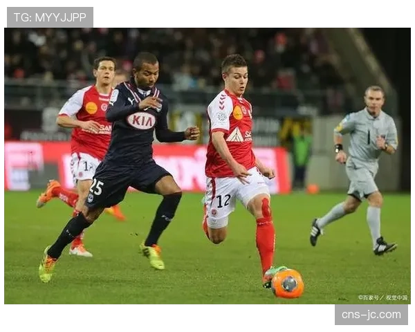 里尔2-0客胜兰斯，稳固联赛第四排名